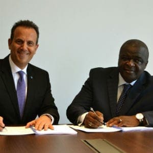 Centro Lagos signing