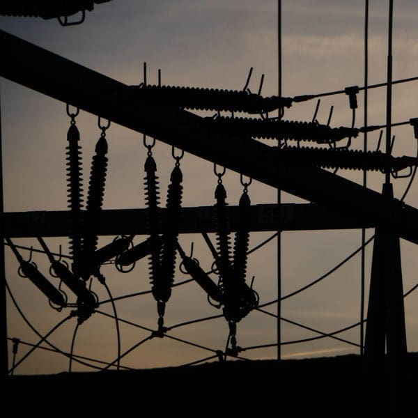 Power-lines600