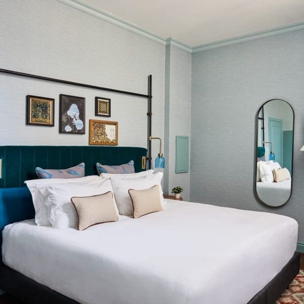 Hotel Indigo guest room