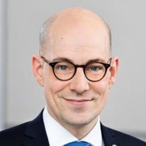 Deutsche Hospitality restructure